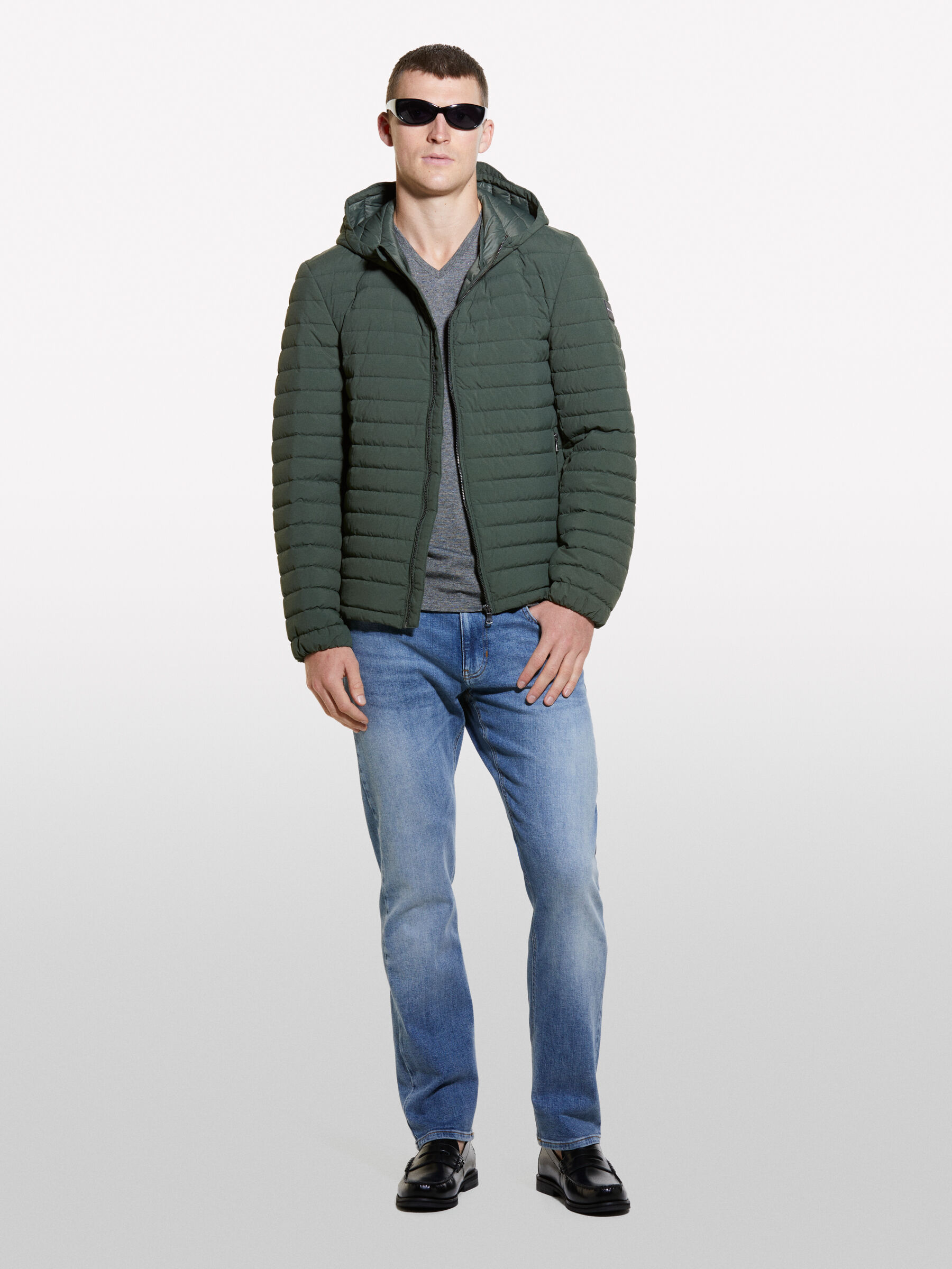 Giubbotto verde militare imbottito con cappuccio Verde Militare Sisley