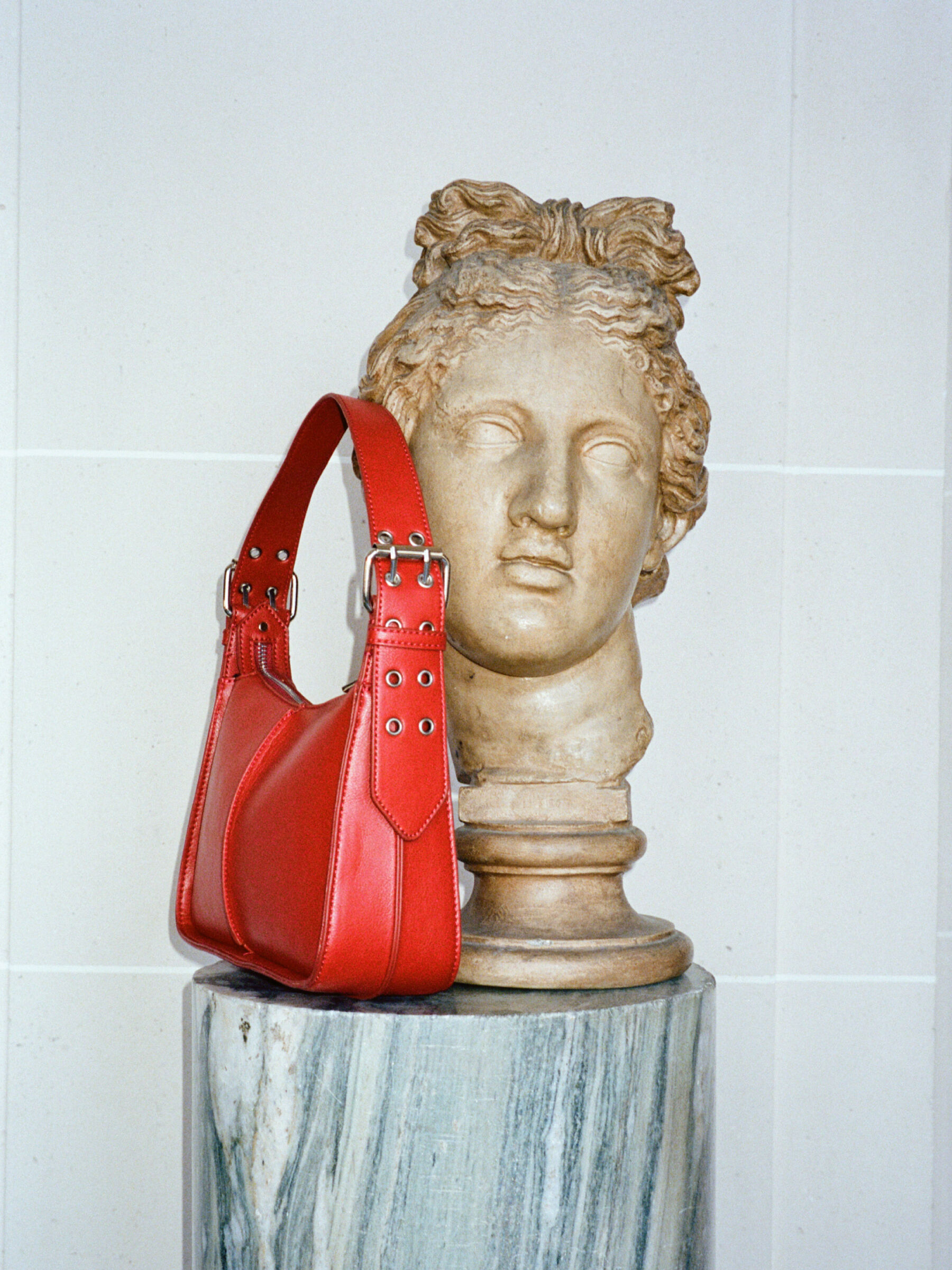 Saldi Borse da Donna in offerta fino al 60 Sisley