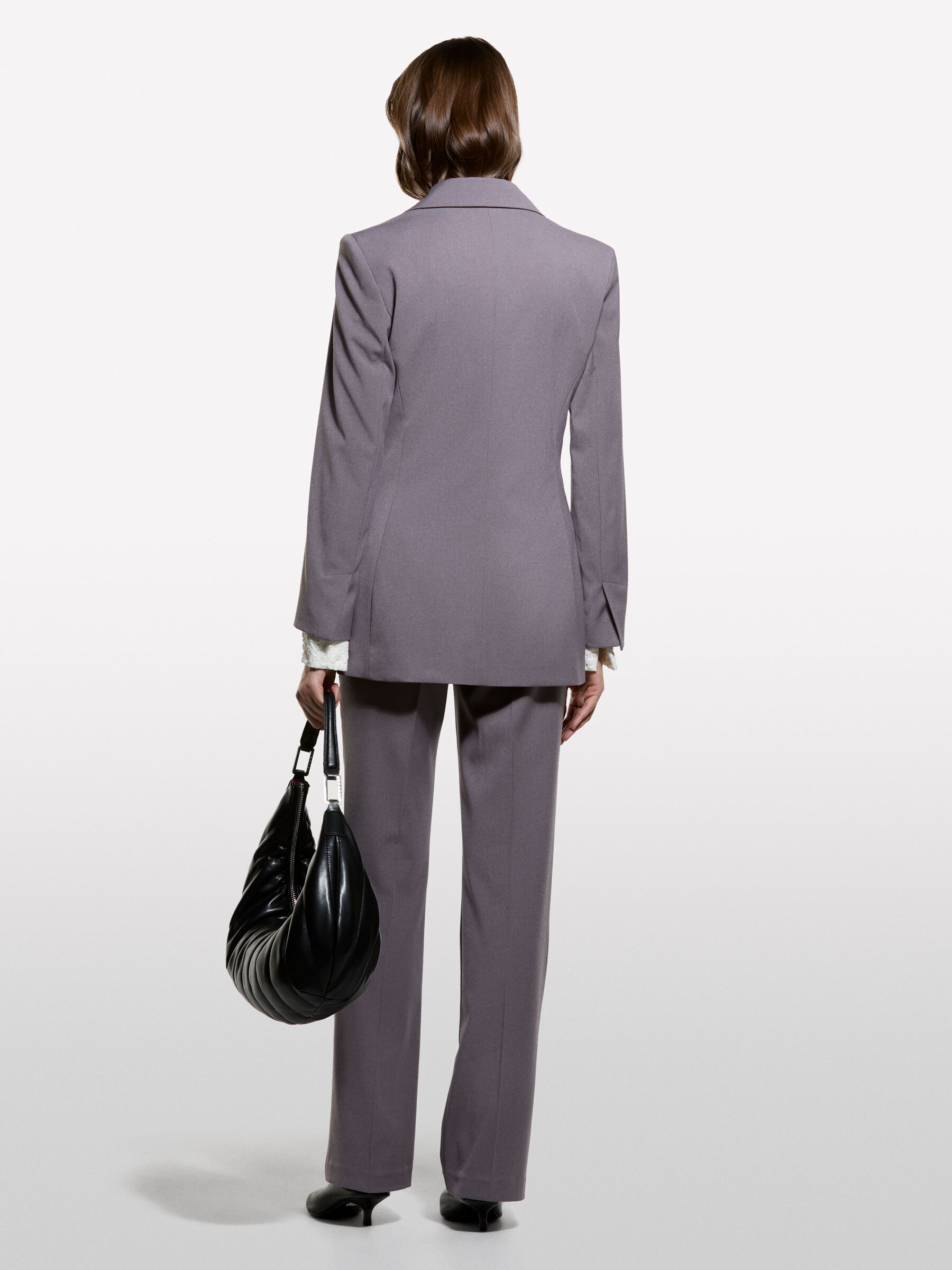 GIACCA Donna image number null