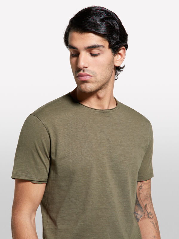T-shirt a maniche corte slim fit verde militare - t-shirt a manica corta da uomo | Sisley
