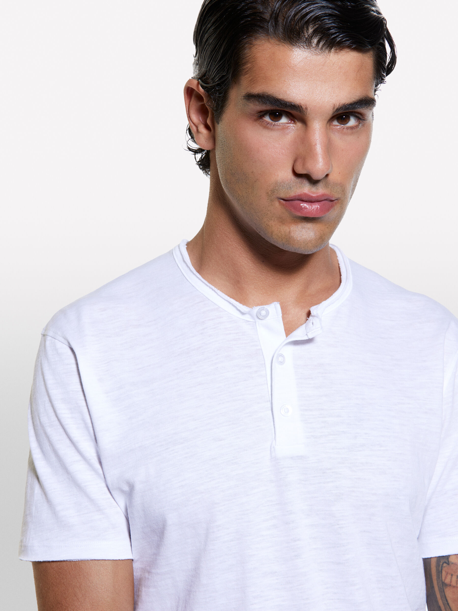 T shirt serafino uomo discount
