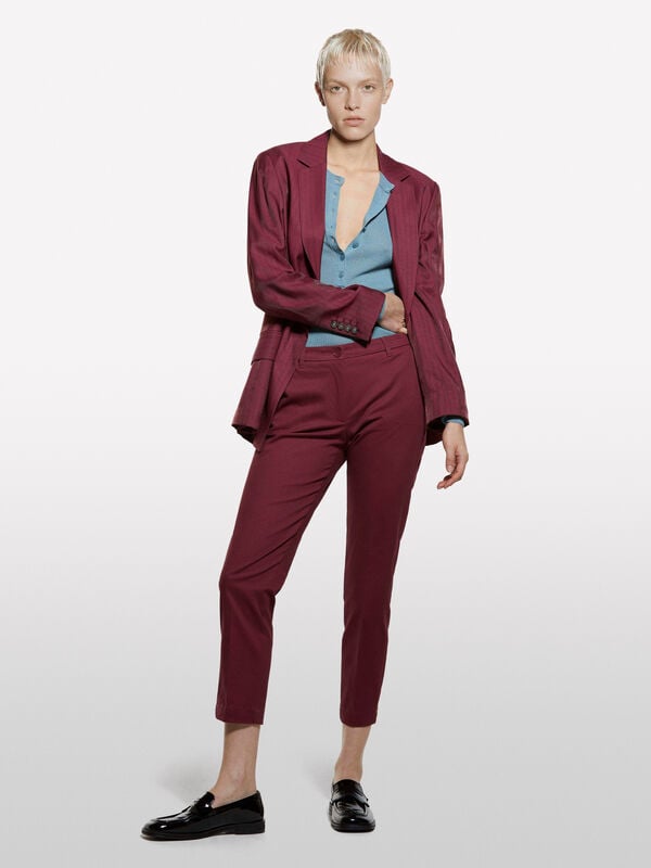 Chino slim fit bordeaux Chino slim fit bordeaux - pantaloni slim-fit da donna | Sisley
