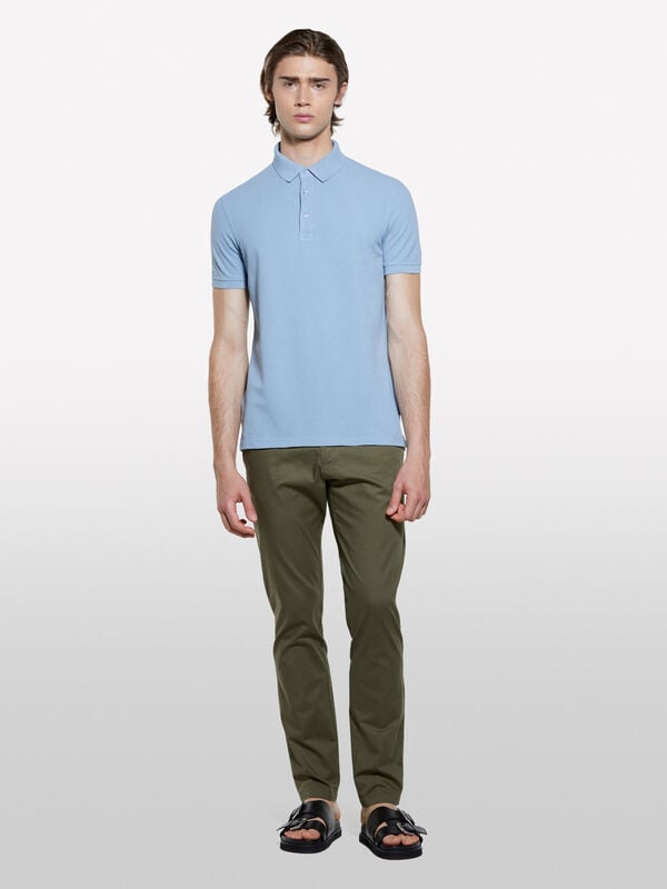 Pantaloni chino verde militare slim fit Pantaloni chino verde militare slim fit - pantaloni slim da uomo | Sisley