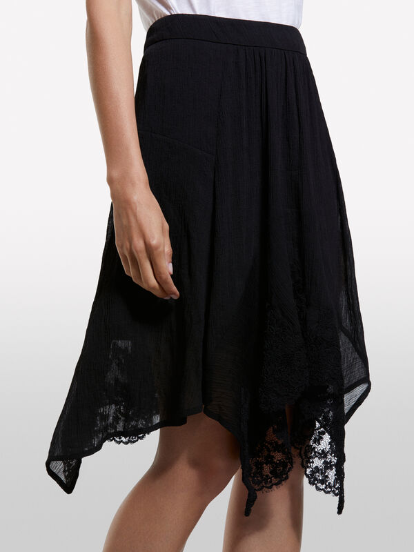 Gonna nera asimmetrica in pizzo e chiffon - gonne midi, longuette donna | Sisley