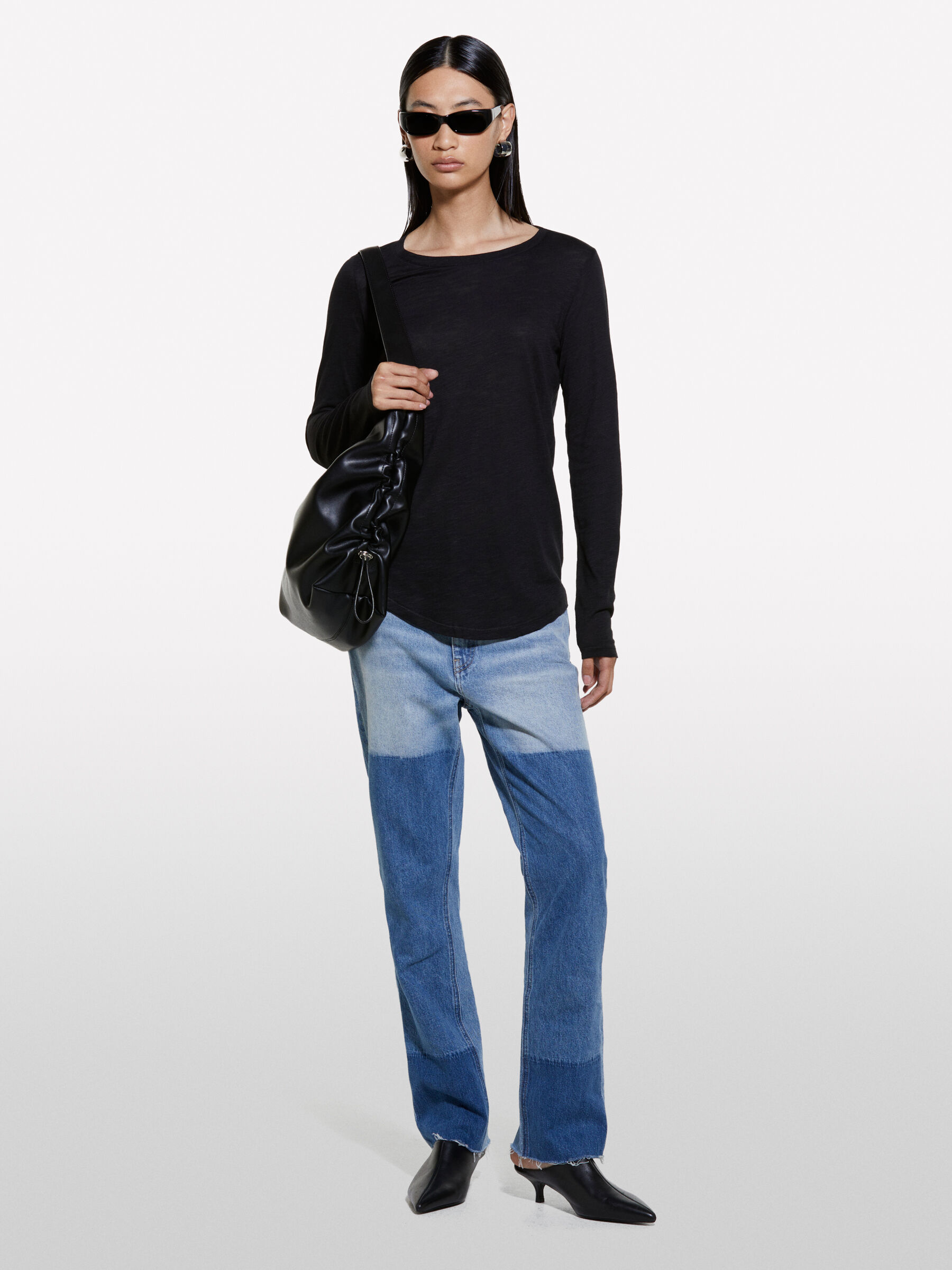 T shirt nera a maniche lunghe Nero Sisley