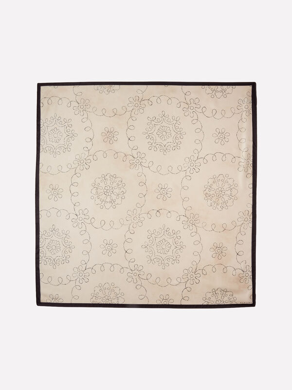 Foulard stampato - sciarpe e foulard da donna | Sisley