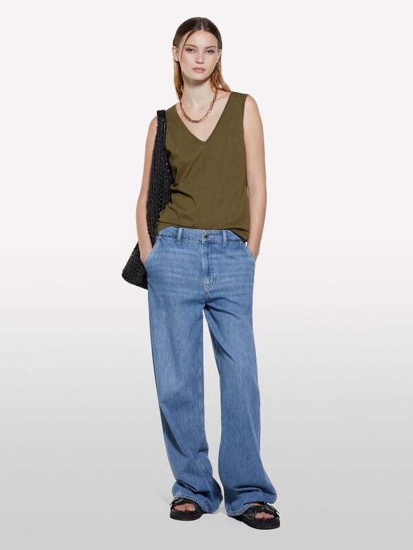 Canotta verde militare con scollo a V - top da donna | Sisley