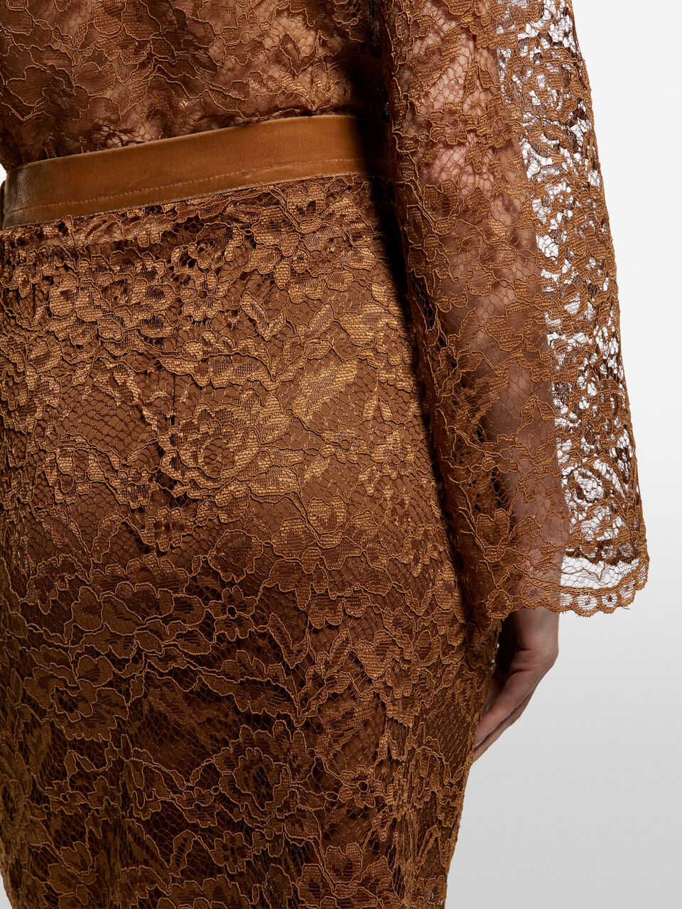 GONNA Donna image number null