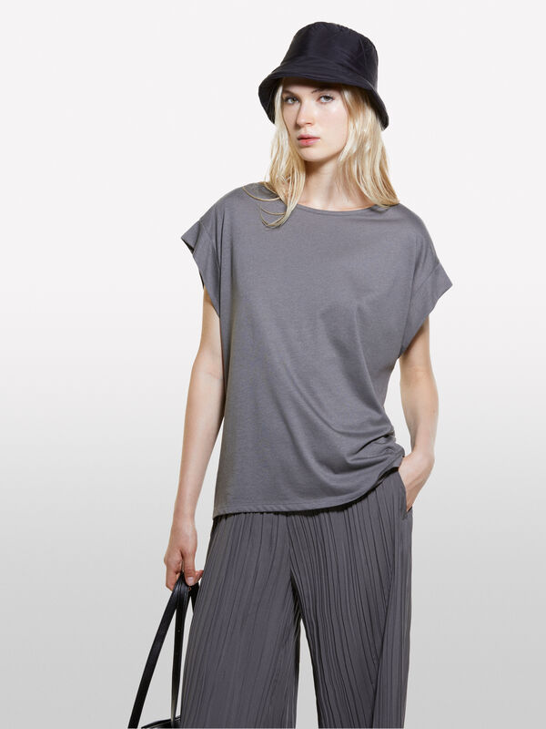 T-shirt grigio scuro con maniche a kimono - t-shirt a manica corta da donna | Sisley