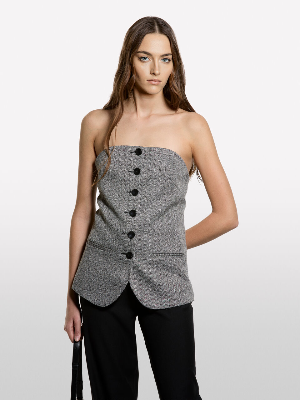 TOP Donna image number null