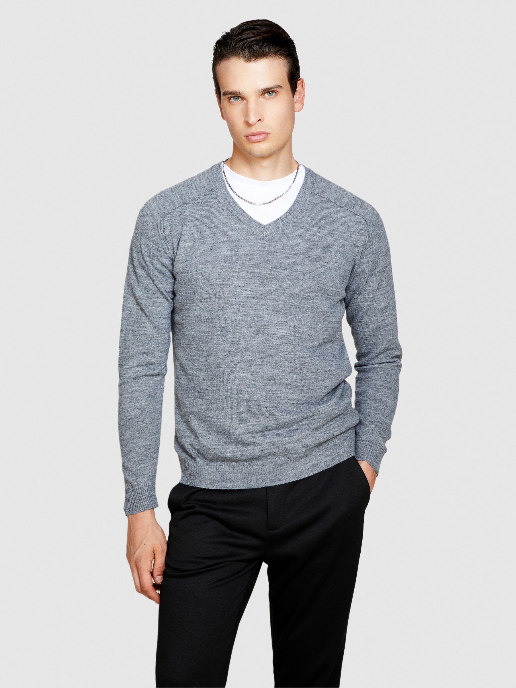 Maglie Scollo a V Uomo eleganti e casual Sisley