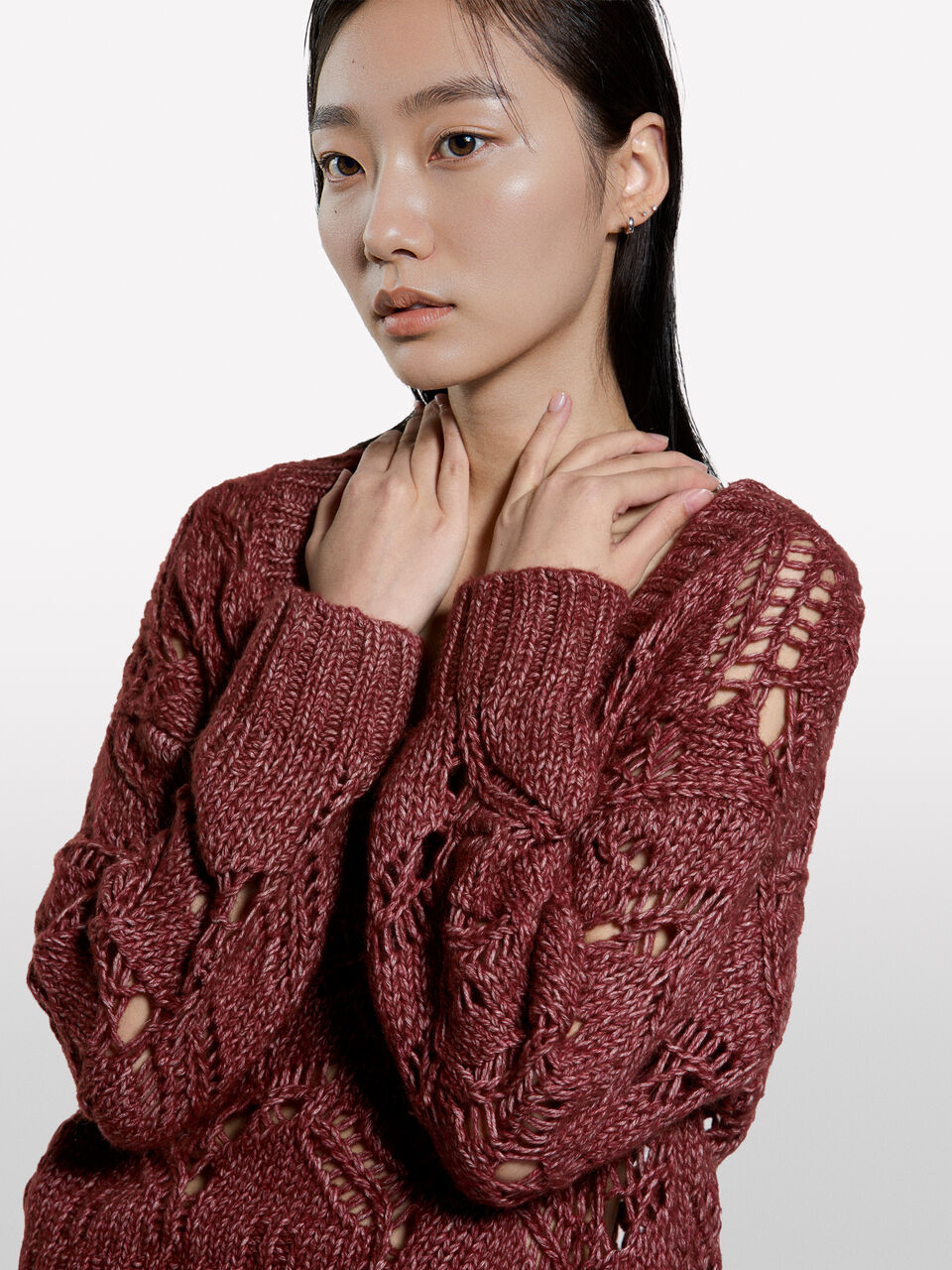 MAGLIA SCOLLO V M/L Donna image number null