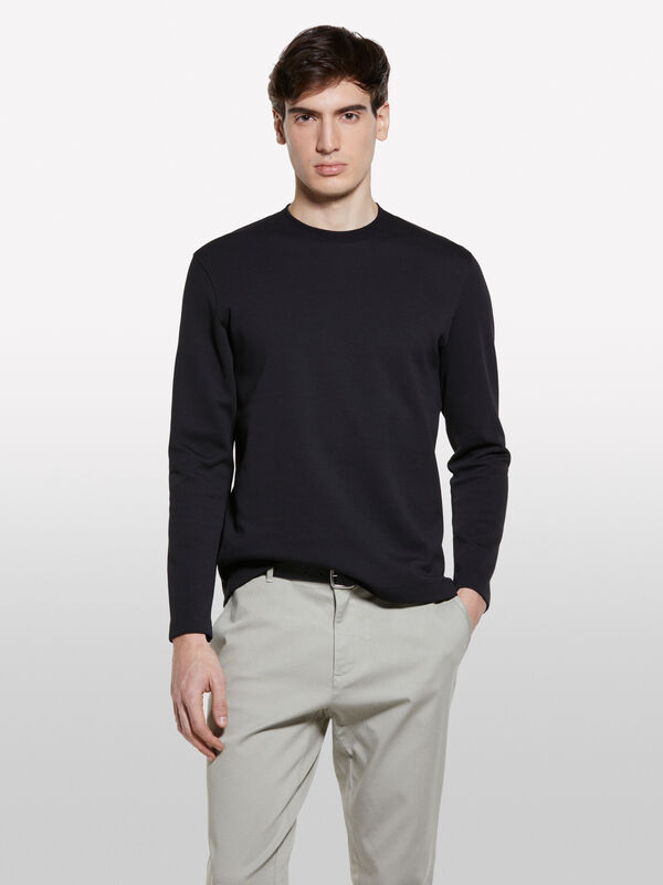 T-shirt nera a maniche lunghe con patch - t-shirt a manica lunga da uomo | Sisley