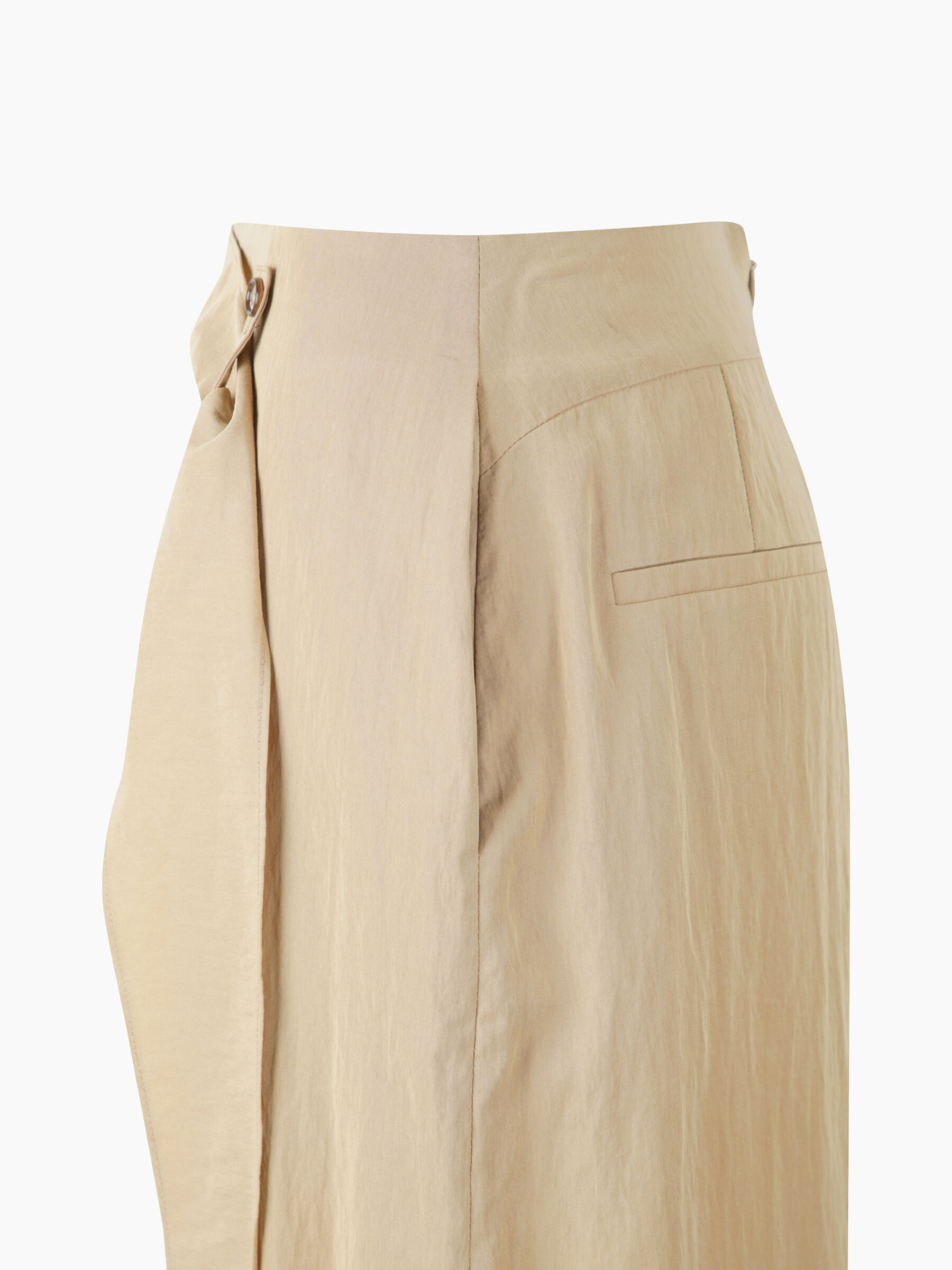 GONNA Donna image number null