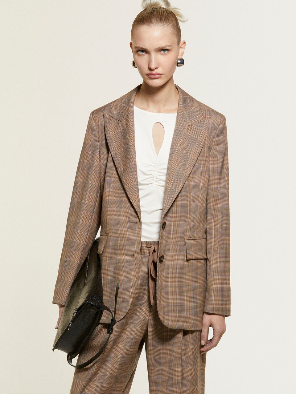 GIACCA Donna image number null