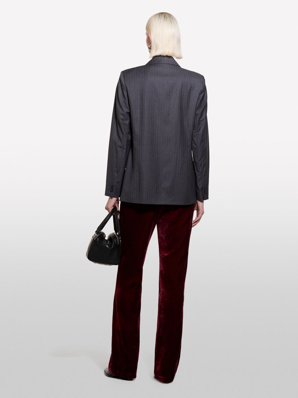 GIACCA Donna image number null