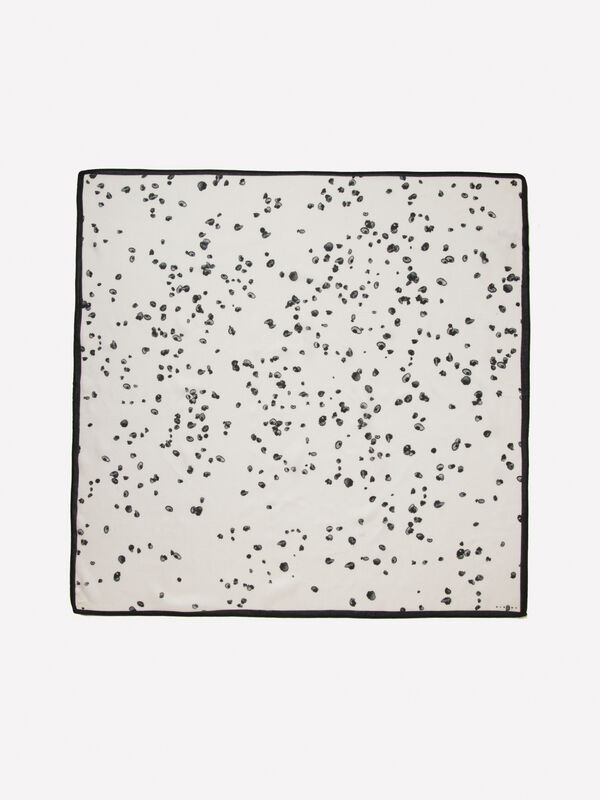 Foulard bianco panna stampato - sciarpe e foulard da donna | Sisley
