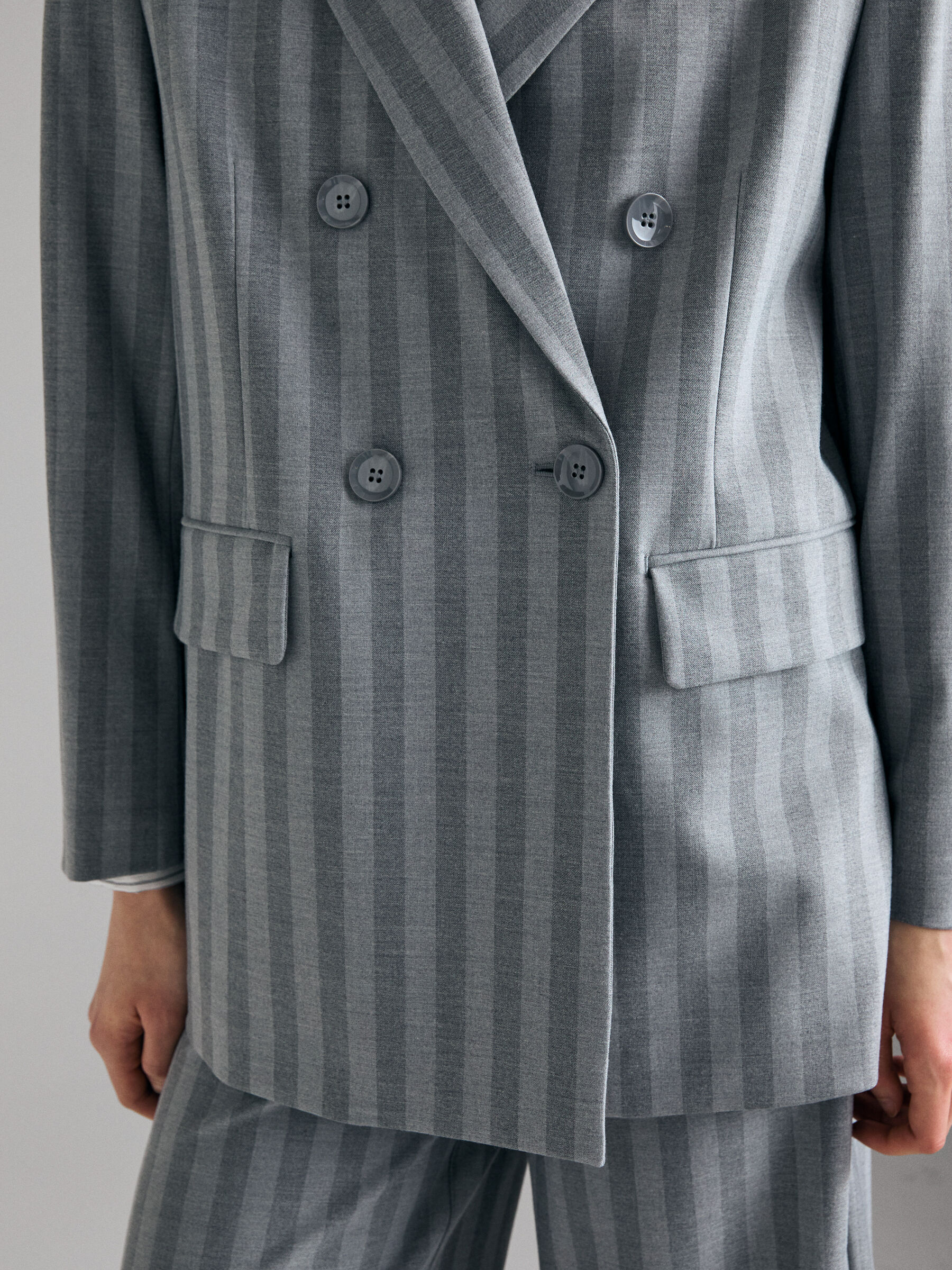 GIACCA Donna image number null