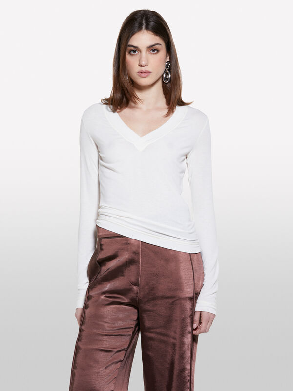 T-shirt slim fit bianco panna a maniche lunghe - t-shirt a manica lunga da donna | Sisley