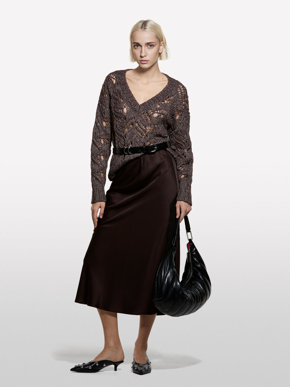 MAGLIA SCOLLO V M/L Donna image number null