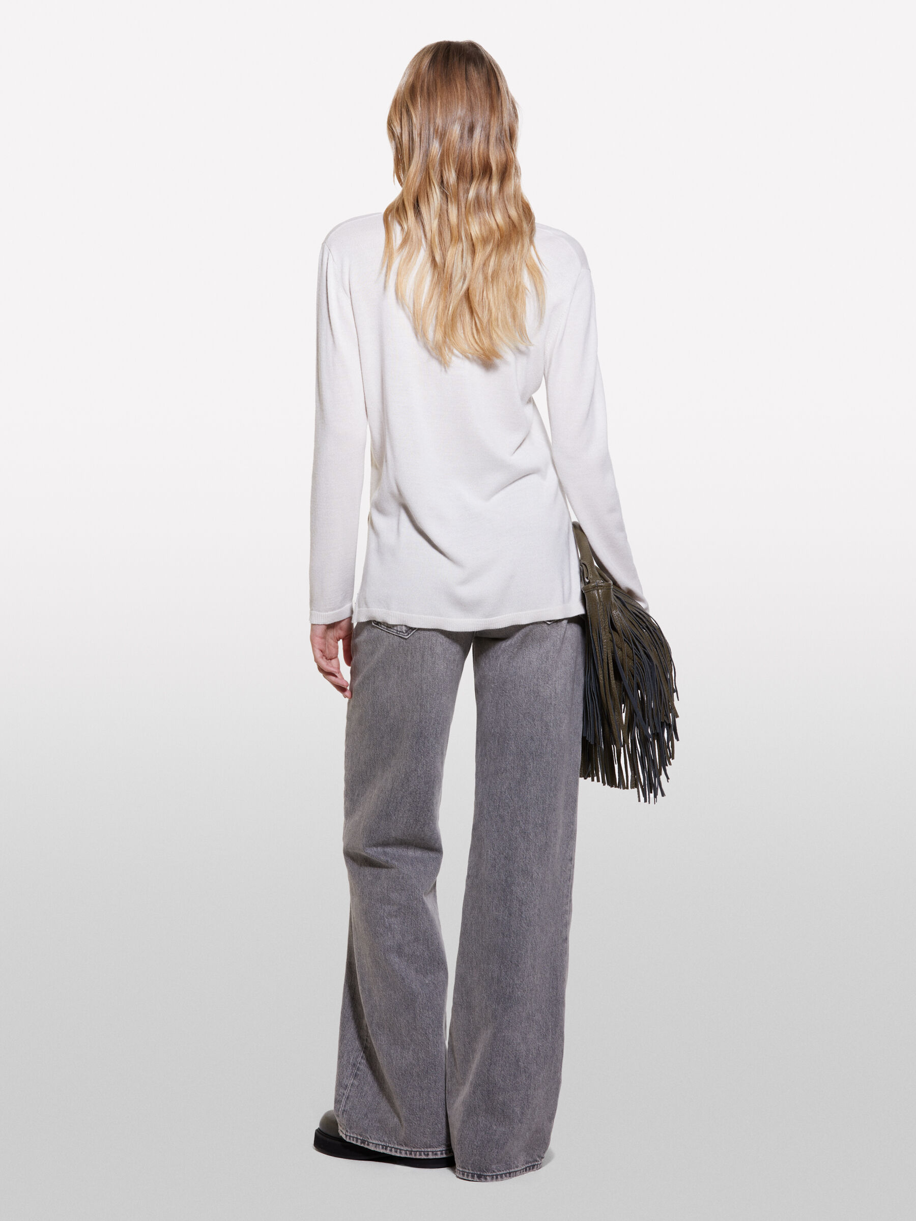 MAGLIA SCOLLO V M/L Donna image number null